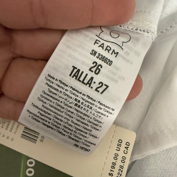 NWT Farm Rio Navy Blue Flower Tapestry Shorts, 26 - Picture 6 of 7